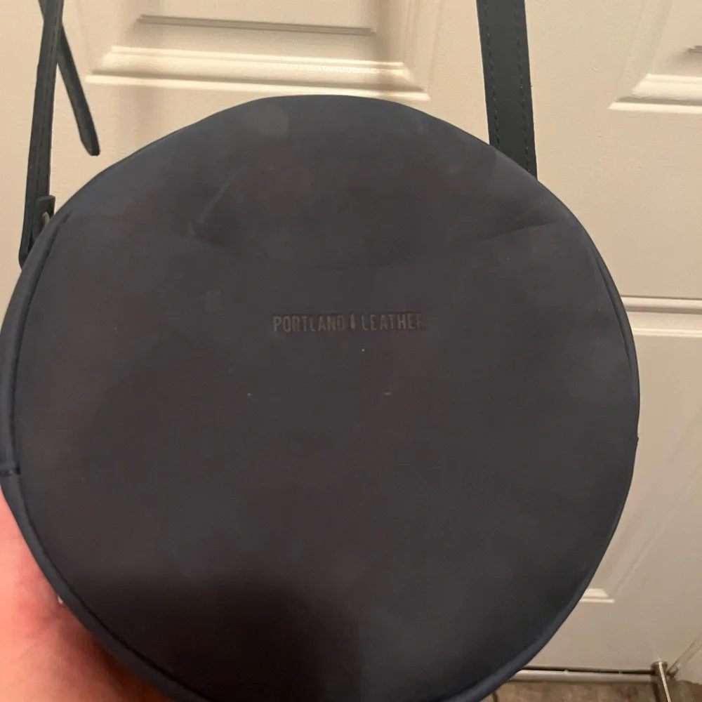 Portland Leather Deep Water Large Circle Crossbody - Picture 3 of 8